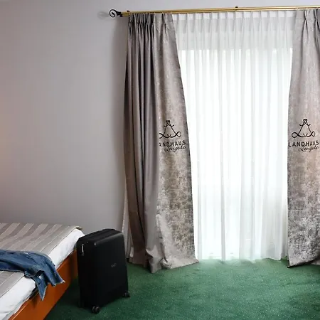 Отель Landhaus Lengede Hotel