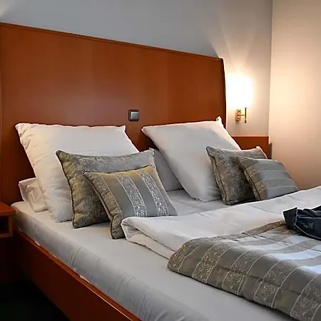 Szálloda Landhaus Lengede Hotel 3*
